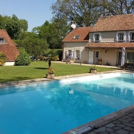Villa Dikaria Montacher Bagian luar foto