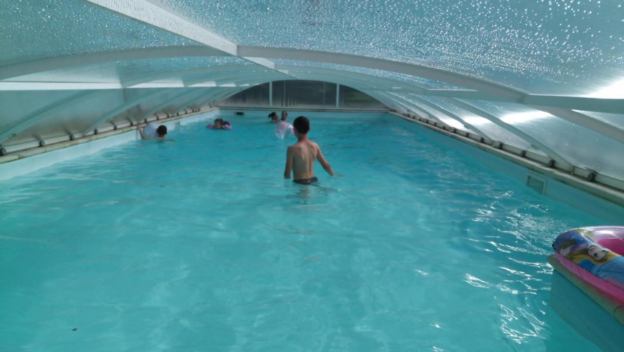 Villa Dikaria Montacher Bagian luar foto