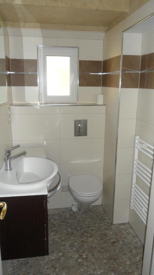 Villa Dikaria Montacher Bagian luar foto