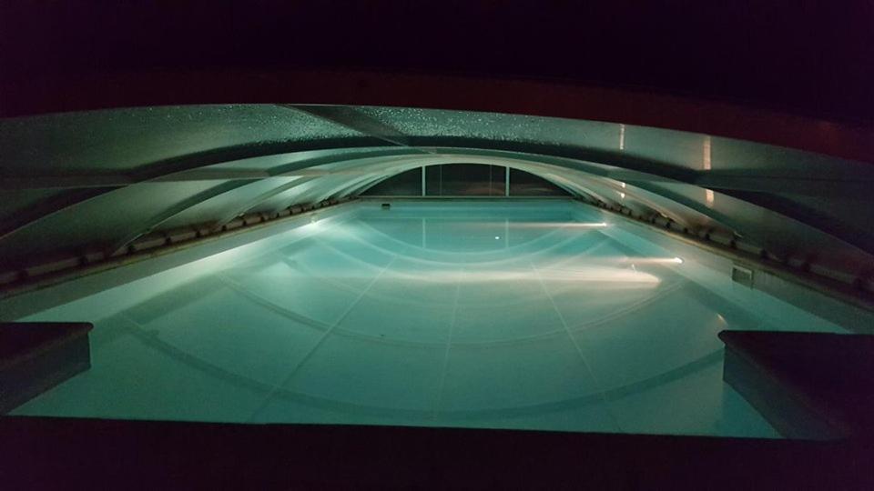 Villa Dikaria Montacher Bagian luar foto